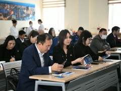 Их, дээд сургууль, коллежид суралцагчдын 60.9 хувь нь эмэгтэйчүүд, 39.1 хувь нь эрэгтэйчүүд байна