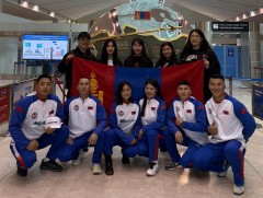 Mонголын Мас-Рестлингийн спортын холбооны баг тамирчид Европ тивийг зорилоо