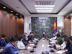  ЭМЯ: Ханиад томуу ихэссэн тул сурагчдын амралтанд зохицуулалт хийх эсэхийг хэлэлцэж байна