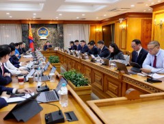 Иргэн, ААН-дийн татварын ачааллыг 2.6 их наяд төгрөгөөр бууруулах Татварын багц хуулийн төслийг УИ..