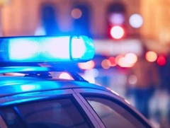 Цахим орчинд танилцсан эмэгтэйтэй уулзахаар очих үед нь бүлэглэн дээрэмджээ