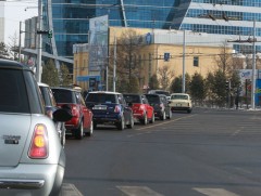 Төрийн өндөр албан тушаалтнууд зам хааж давуу эрхтэй зорчдогийг зогсоох өргөдөл гаргажээ