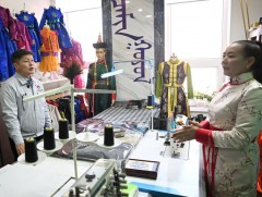 “Уламжлалт гар урлалыг дэмжих төв”-д ЖДҮ эрхлэгчид түрээсийн төлбөр төлөхгүйгээр ажиллаж байна