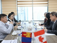 Канад Улсаас Монгол Улсад суугаа Онц бөгөөд Бүрэн Эрхт Элчин сайд Стивен Даустыг хүлээн авч уулзлаа