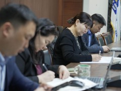 “Эмнэлгийн тусламжийн бодлого чиглэл, өнөөгийн байдал” сэдэвт цахим хурал болов