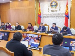 Зөвшөөрлийн тухай хуульд нэмэлт, өөрчлөлт оруулах тухай хуулийн төслийг хэлэлцүүлэгт бэлтгэх ажлын..