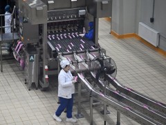 Үндэсний үйлдвэрүүдтэй хамтарч сурагчдад сүү өгөх хөтөлбөрийг энэ сарын 26-наас эхлүүлнэ