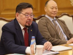 Монгол, Хятадын худалдааны эргэлтийг 20 тэрбум ам.долларт хүргэхийн төлөө ажиллахаа хоёр тал илэрх..