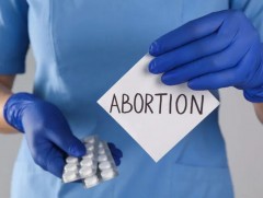 АНУ үр хөндөлт, олон янз байдал, жендэртэй холбоотой тусламжийн санхүүжилтийг зогсооно 