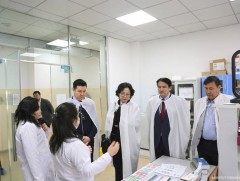 Боловсрол, шинжлэх ухааны дэд хорооны дарга, гишүүд шинжлэх ухааны байгууллагуудын үйл ажиллагаата..