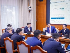 Ажлын хэсэг эдийн засаг, бизнес, банк, санхүүгийн асуудлаар хуралдлаа