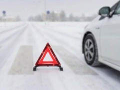 СЭРЭМЖЛҮҮЛЭГ: Гарцаар зам хөндлөн гарч байсан явган зорчигчийг мөргөж гэмтээжээ