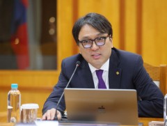 ЗГ: Тавантолгой-Гашуунсухайт чиглэлийн хүнд даацын авто замыг есдүгээр сард ашиглалтад оруулахыг ү..