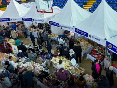 Төв аймгийн 27 сумын аж ахуй эрхлэгч, иргэд 215 нэрийн бүтээгдэхүүнээр үзэсгэлэн худалдаа гаргажээ