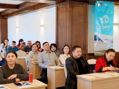 Орон нутгийн сэтгүүлчдийг цөлжилт, байгаль орчны чиглэлээр мэргэшүүлэх сургалт эхэллээ
