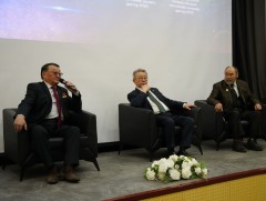 1981 онд Монгол Улс сансарт 32 туршилт хийсэн