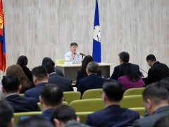 Барилгын ажил нь удаашралтай байгаа 10 сургууль, цэцэрлэгийг 2026-2027 онд ашиглалтад оруулахыг үү..