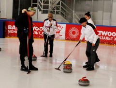 Кёрлингийн спортыг сурталчлах өдөрлөг болжээ