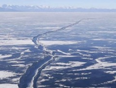 Томоохон гол болон нуур мөсний зузаан өмнөх арав хоногоос 5-30 см нимгэрсэн байна