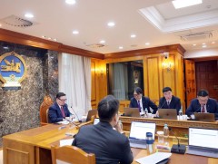 ЗГ: Гашуунсухайт боомт, улсын хилийн зурваст хууль зөрчиж олгосон 66 га газрыг төрийн мэдэлд буцаа..