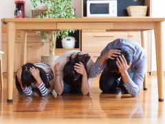 Газар хөдлөлтийн үед суу, нуугд, хүлээ