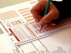 Монгол хэл бичгийн шалгалтыг цахимаар зохион байгуулахыг түр хугацаанд хэрэгжүүлэхгүй