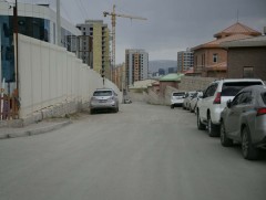 Хүмүүн сургуулиас Гранд Мед эмнэлгийн уулзвар хүртэл 780 метр авто зам барина 