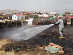 Өнгөрсөн долоо хоногт нийслэлийн хэмжээнд шар өвсний гал түймрийн 16 дуудлага бүртгэгджээ