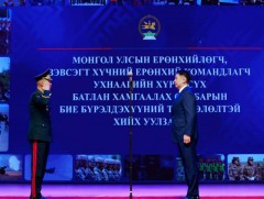Батлан хамгаалах, Зэвсэгт хүчний салбар Ерөнхийлөгчийн бодлого, үйл ажиллагааны хөтөлбөрт тусгасан..