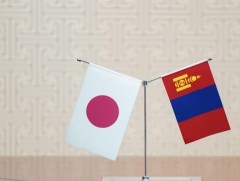 “Чингис хаан” олон улсын нисэх буудлыг холбосон төмөр замын төслийн бэлтгэл судалгааны асуудлаар д..