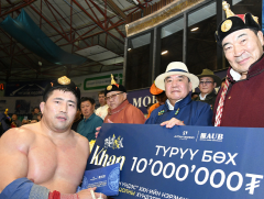 Ц.Содномдорж арслан цолныхоо хүндэтгэлд түрүүлэв