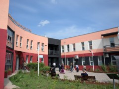 Хүүхэд залуус, бизнес эрхлэгчдийг дэмжих инкубатор төвүүдийг хотын захын хорооллуудад байгуулна